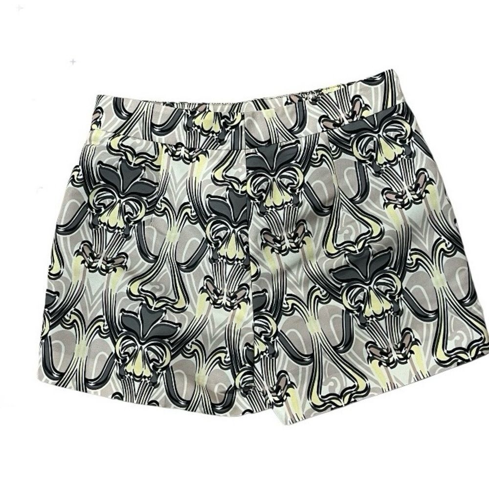 M MISSONI Shorts Black Grey Cream Pattern Flat Front Womens Size 38 US Size 2 - Picture 4 of 10